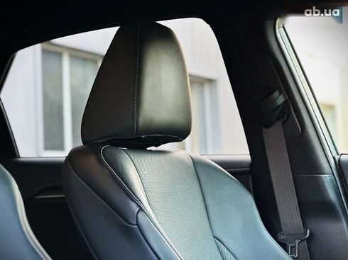 Lexus NX 2017 - фото 23