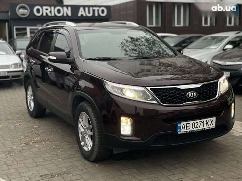 Kia Sorento 2013 - фото 7