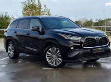 Продаж вживаних Toyota Highlander 2021 року - купити на Автобазарі