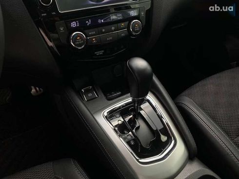 Nissan Qashqai 2015 - фото 12