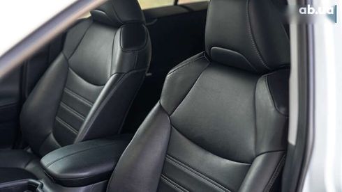 Toyota RAV4 2019 - фото 15