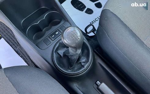 Skoda Fabia 2009 - фото 15