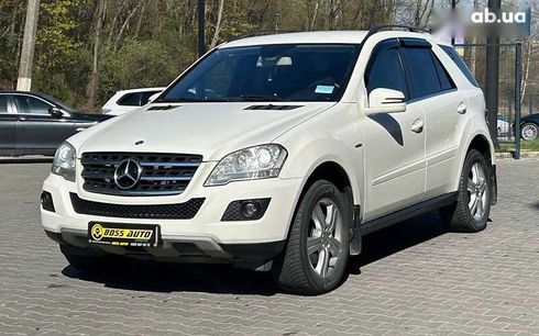 Mercedes-Benz M-Класс 2010 - фото 3