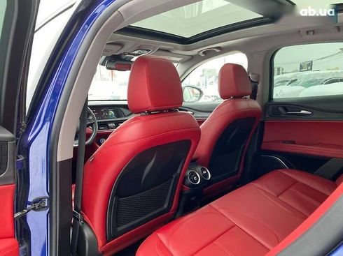 Alfa Romeo Stelvio 2020 - фото 24