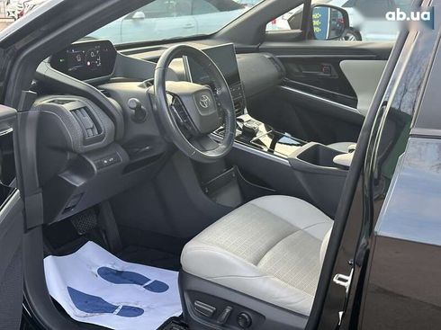 Toyota bZ 2022 - фото 16