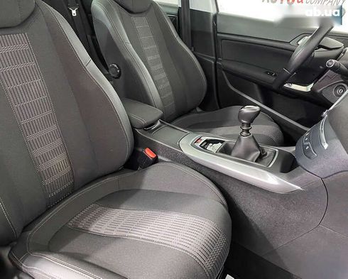 Peugeot 308 2020 - фото 9