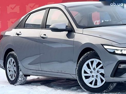 Hyundai Elantra 2024 - фото 9