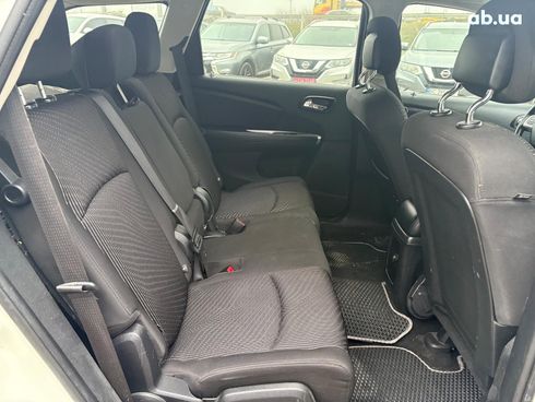 Dodge Journey 2014 белый - фото 29