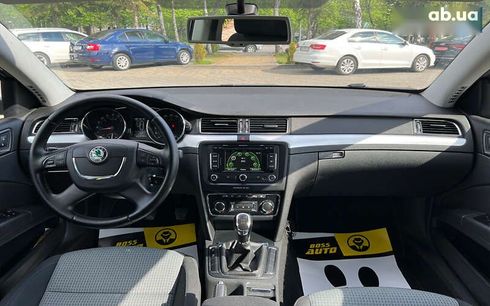 Skoda Superb 2011 - фото 13