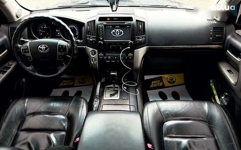 Toyota Land Cruiser 2011 - фото 21