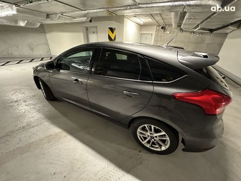 Ford Focus 2015 серый - фото 9
