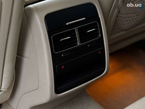 Volkswagen Touareg 2012 - фото 29