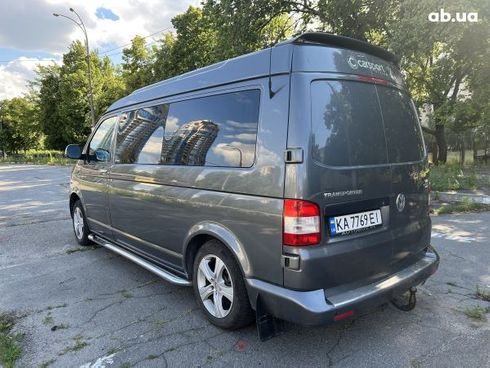 Volkswagen Multivan 2012 - фото 8
