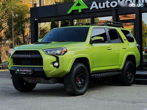 Toyota 4Runner 2021 - фото 2