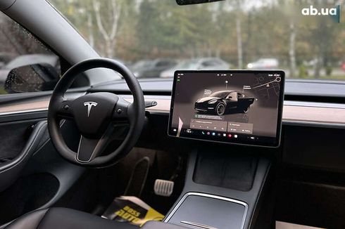 Tesla Model Y 2024 - фото 18