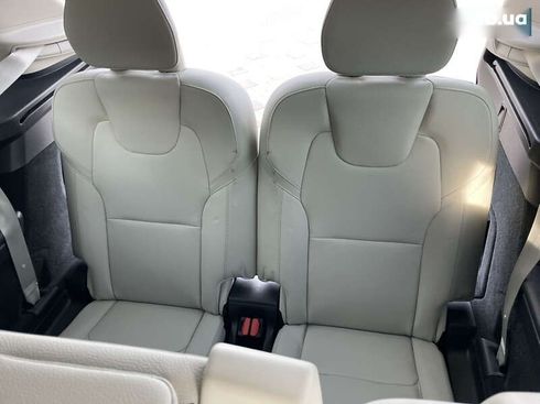 Volvo XC90 2023 - фото 28