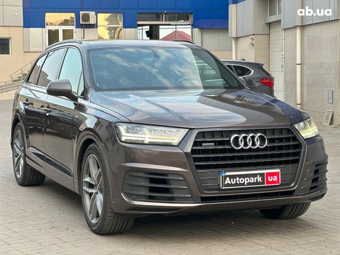 Audi Q7 2016 серый - фото 4