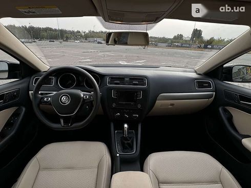 Volkswagen Jetta 2017 - фото 9