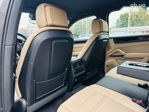 Porsche Cayenne 2024 - фото 24