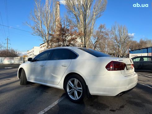 Volkswagen passat b7 2014 белый - фото 9