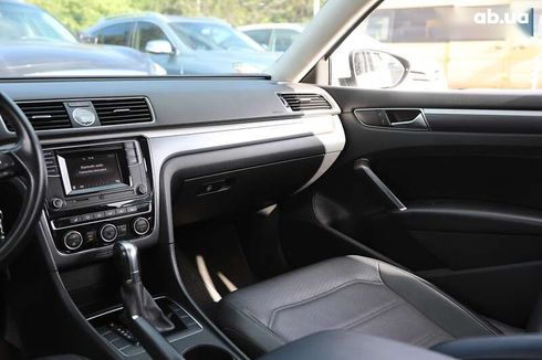 Volkswagen Passat 2016 - фото 13