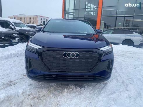Audi Q4 e-tron 2023 - фото 2