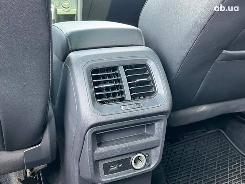 Volkswagen Tiguan 2018 синий - фото 25