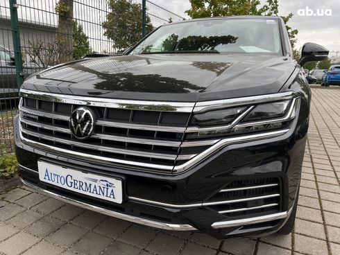 Volkswagen Touareg R 2023 - фото 3