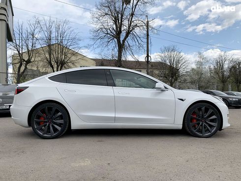 Tesla Model 3 2020 белый - фото 8