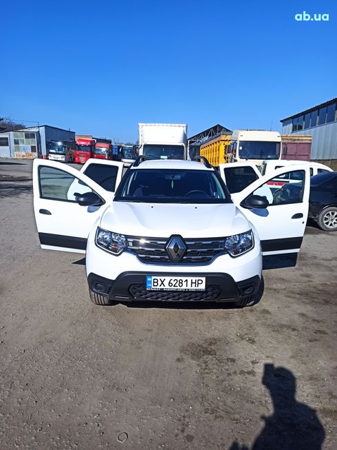 Renault Duster 2018 белый - фото 14