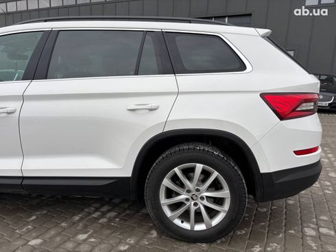 Skoda Kodiaq 2018 белый - фото 17