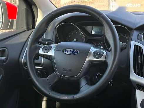 Ford Focus 2013 - фото 18