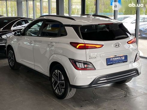 Hyundai Kona Electric 2021 - фото 11