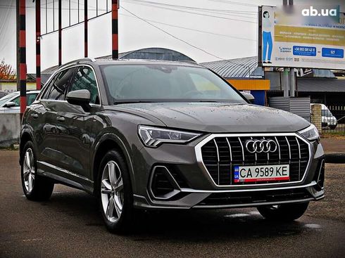 Audi Q3 2020 - фото 2