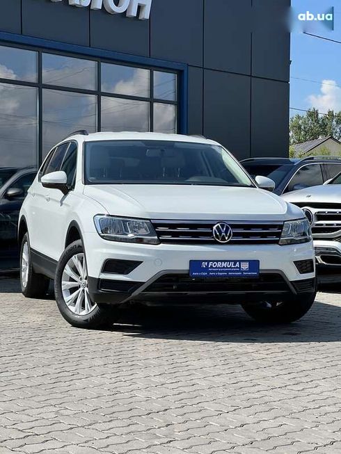 Volkswagen Tiguan 2020 - фото 2