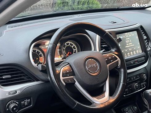 Jeep Cherokee 2015 черный - фото 17