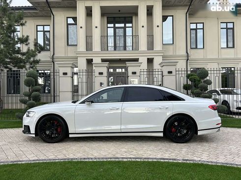 Audi S8 2020 - фото 11