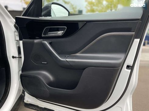 Jaguar F-Pace 2019 - фото 18