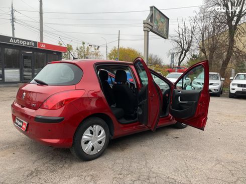 Peugeot 308 2010 красный - фото 16