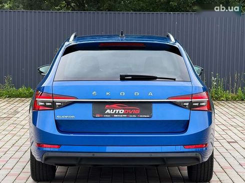 Skoda Superb 2022 - фото 5