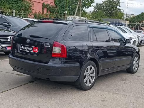 Skoda Octavia 2006 черный - фото 8