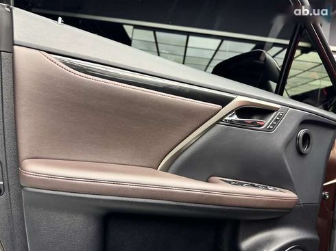 Lexus RX 2016 - фото 26
