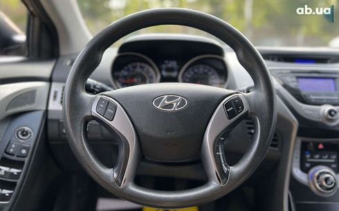 Hyundai Elantra 2013 - фото 20