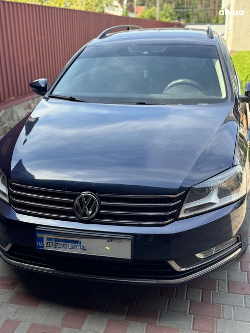 Volkswagen Passat 2015 синий - фото 4