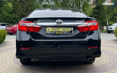 Toyota Camry 2014 - фото 6