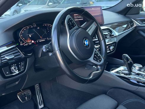 BMW 5 серия 2021 черный - фото 37