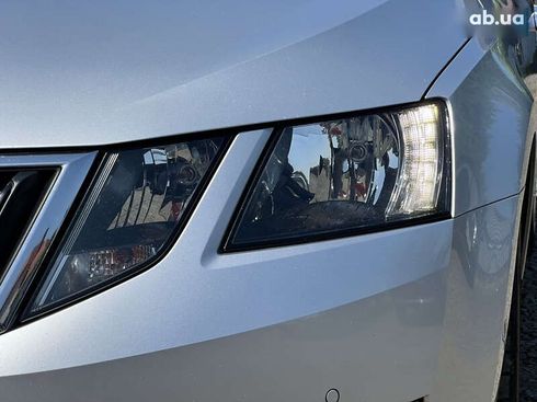 Skoda Octavia 2020 - фото 15