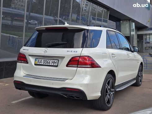 Mercedes-Benz GLE-Class 2018 - фото 4