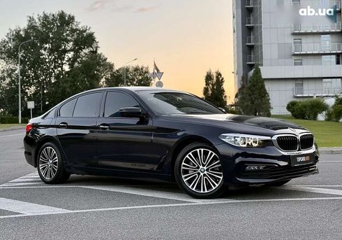 BMW 5 серия 2017 - фото 23