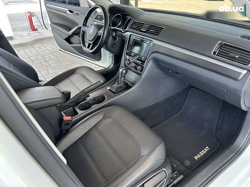 Volkswagen Passat 2018 - фото 21